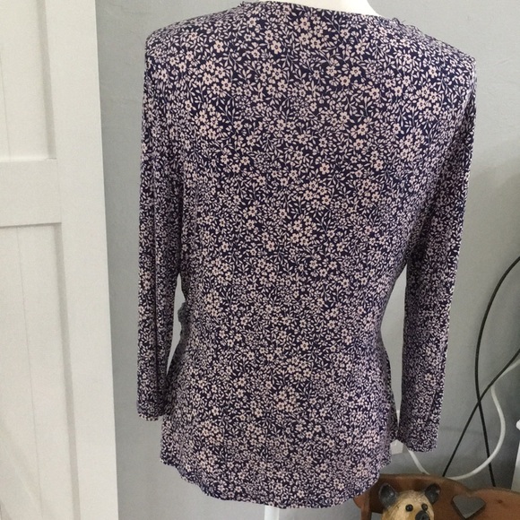 Juicy Couture crisscrossed front, size large - Picture 7 of 10